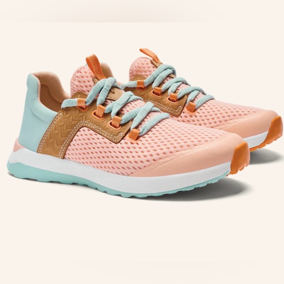 OluKai Shoes - Women’s Olukai Wailuku Athletic Trainers
